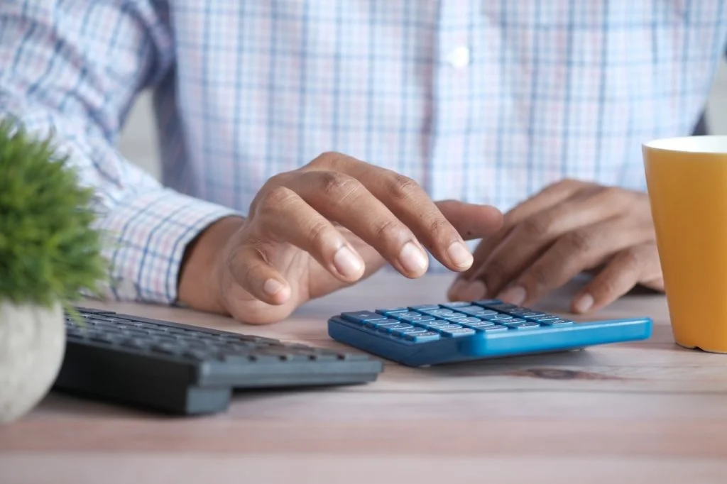 How to Calculate Cloud Computing Costs in 2025